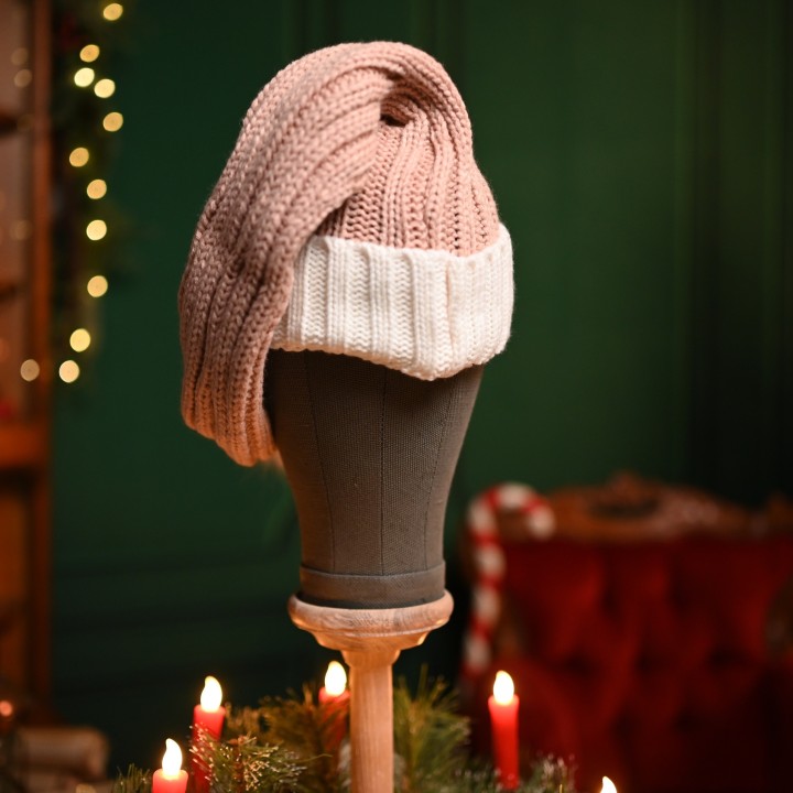 Bonnet long tricot d'elfine de noël