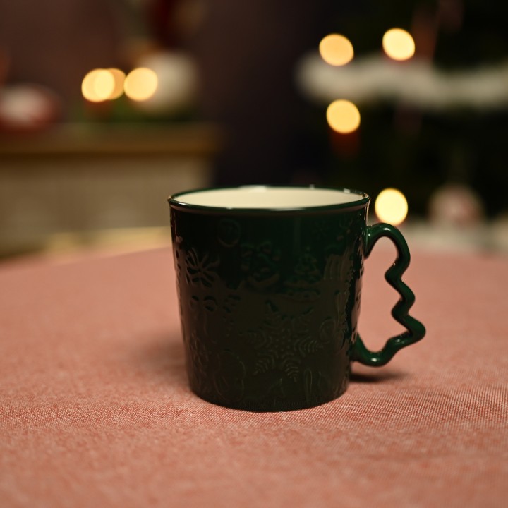 Tasse de Noël sapin relief