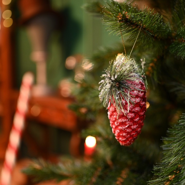 Boule de Noël pomme de pin